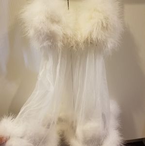 Bridal night gown and underwear with Vail